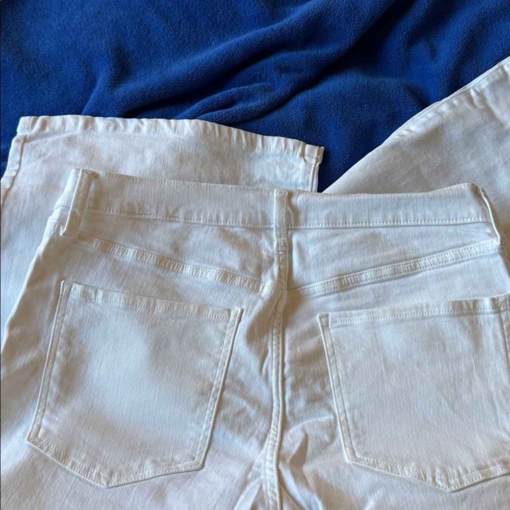 NWOT Banana Republic Pure White High Rise wide leg Jeans. Never worn! Size 32/14 - Picture 5 of 7